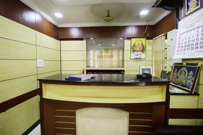 Hotel Adithya Chennai Exteriör bild